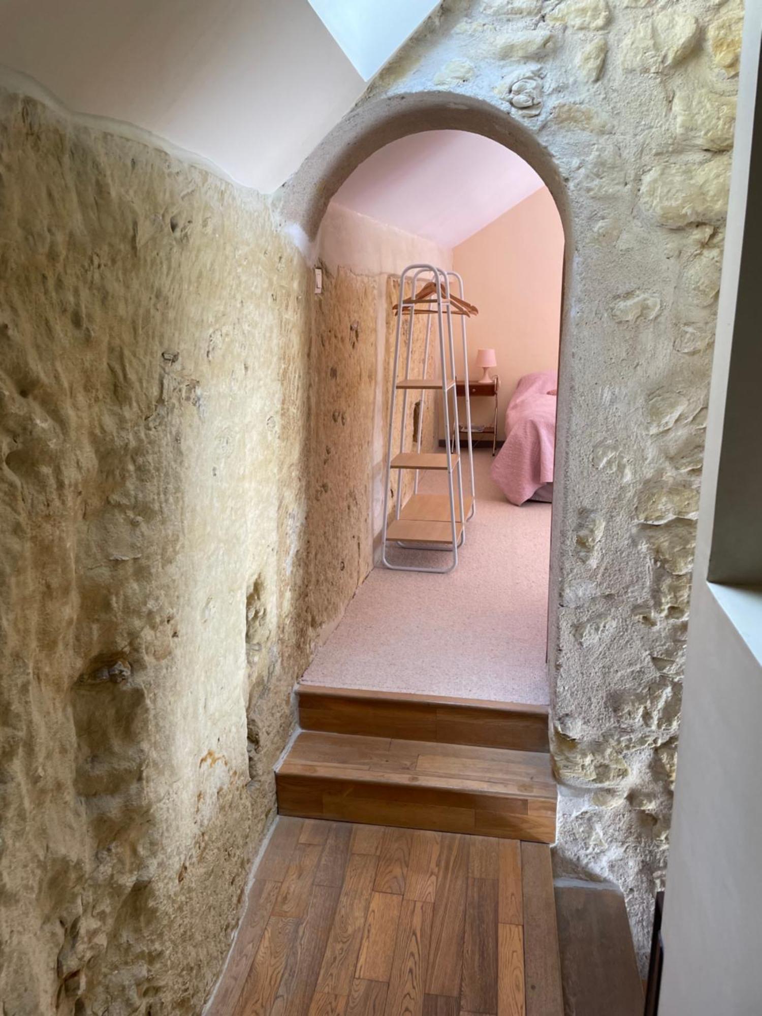 La Maison Des Caves Châteauvieux Esterno foto